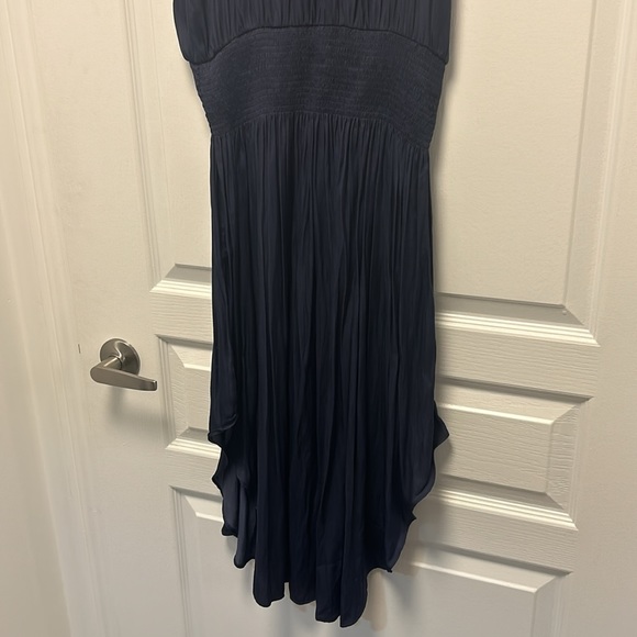 DO & BE Women's Navy Smocking Dress Pleated Detail - Picture 2 of 4